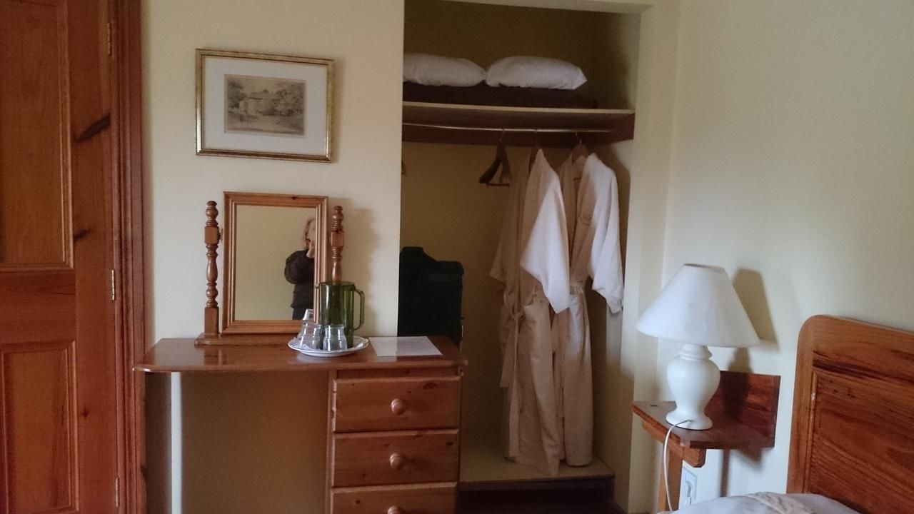 Отели типа «постель и завтрак» Grove House Accomodation Shanballymore